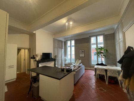Location - Appartement - 2 pièces - 53.00 m² - montauban
