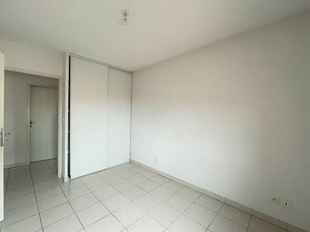Location - Appartement - 3 pièces - 66.00 m² - montauban