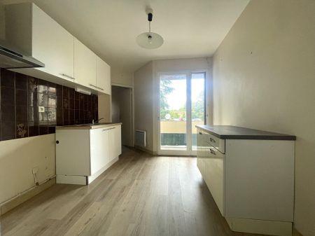 Location - Appartement - 4 pièces - 83.06 m² - montauban