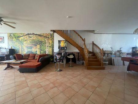 Location - Maison - 4 pièces - 157.27 m² - st Etienne De Tulmont