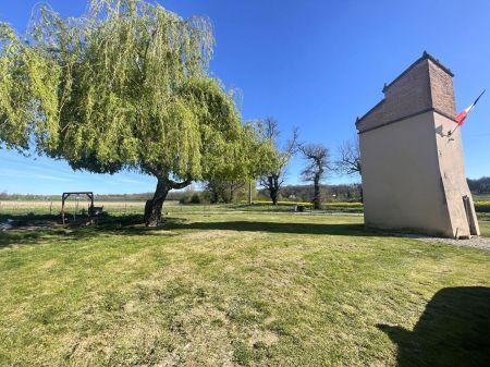 Location - Maison - 4 pièces - 157.27 m² - st Etienne De Tulmont