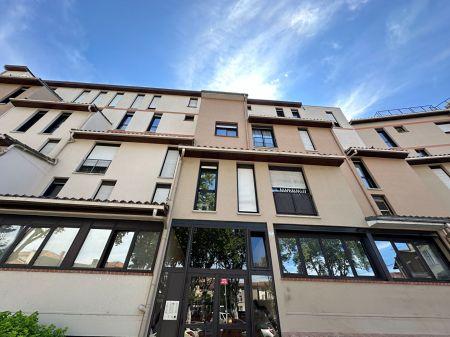 Location - Appartement - 2 pièces - 53.00 m² - montauban