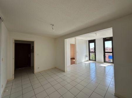 Location - Appartement - 2 pièces - 53.00 m² - montauban