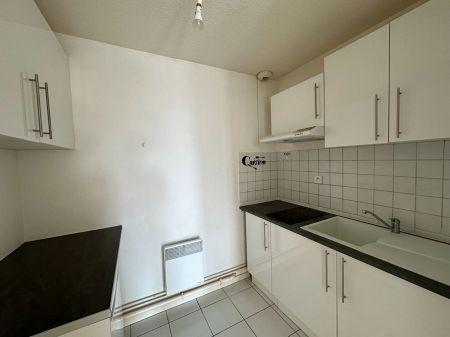 Location - Appartement - 2 pièces - 53.00 m² - montauban