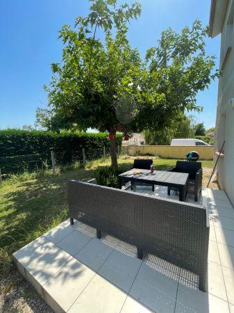 Location - Maison - 5 pièces - 95.00 m² - saint Etienne De Tulmont