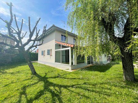 Location - Maison - 4 pièces - 95.00 m² - montauban