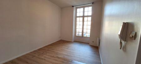 Location - Appartement - 2 pièces - 42.59 m² - caussade