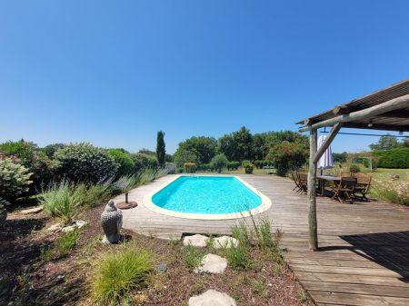 Vente - Maison - 4 pièces - 104.20 m² - puycelsi