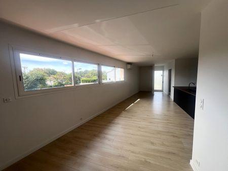 Location - Appartement - 2 pièces - 70.89 m² - bruguieres