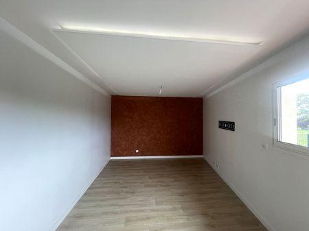 Location - Appartement - 2 pièces - 70.89 m² - bruguieres