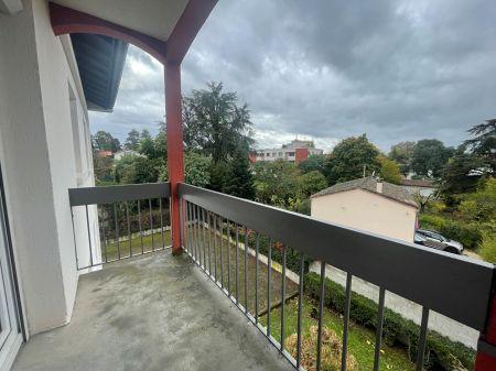 Location - Appartement - 3 pièces - 83.01 m² - montauban